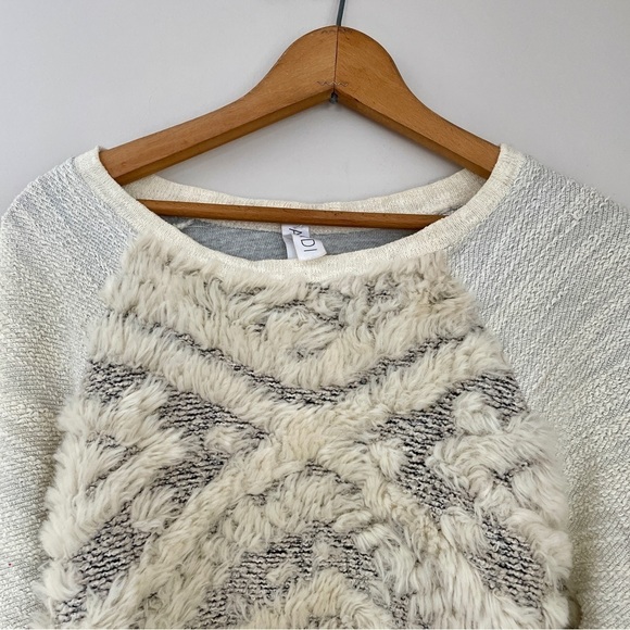 Anthropologie Amadi Faux Fur Sweatshirt Large - Picture 5 of 10